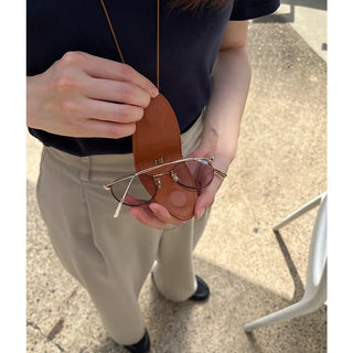 Triangle Glasses Holder