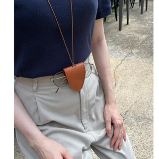 Triangle Glasses Holder