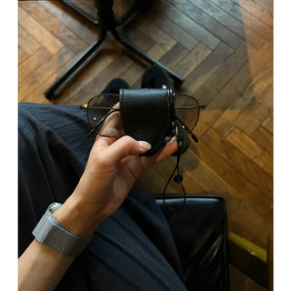 Triangle Glasses Holder