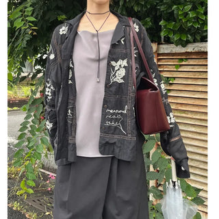 Slide pocket shoulder bag