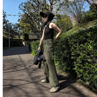Cotton pants with back button detail
