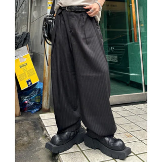 Waist buckle striped pants
