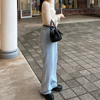 Loose-fit summer denim