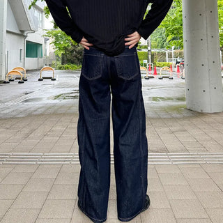 Curved stitch denim
