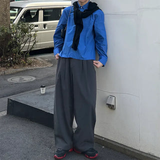 Twill two-pleat volume slacks