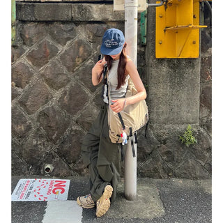 (Unisex) Wide Knee Tuck Cargo Pants