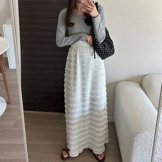Lace wave long skirt