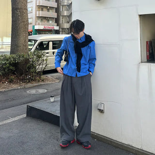 Twill two-pleat volume slacks