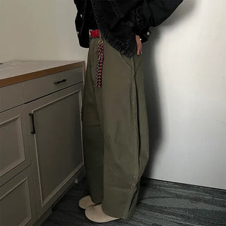 Seam-detailed khaki pants