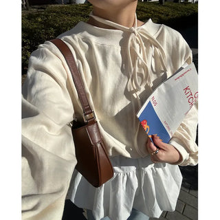 One-shoulder sweatshirt