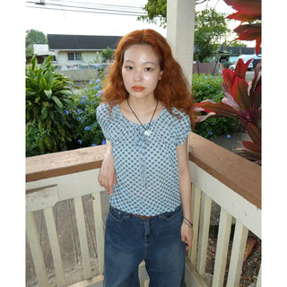 Checked round blouse