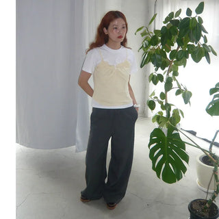 String stripe pants