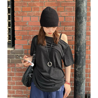 Big pendant faux leather necklace