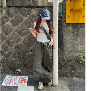 (Unisex) Wide Knee Tuck Cargo Pants