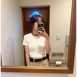Round-cut cropped T-shirt