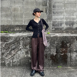 V-neck cardigan with waist-defining belt
