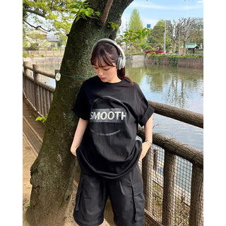 (Unisex) Lettering Front Logo T-Shirt