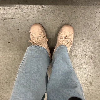 Ribbon sneakers