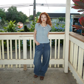Checked round blouse
