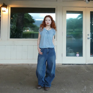 Checked round blouse