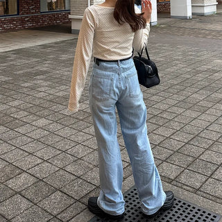 Loose-fit summer denim
