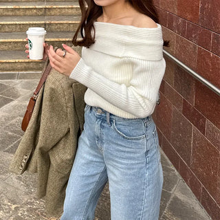Off-shoulder knit