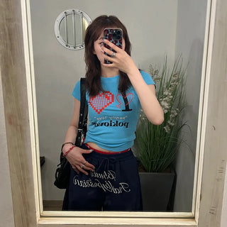 Cropped graphic heart t-shirt