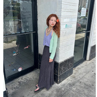 Pleated long skirt