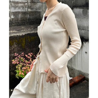 V-neck cardigan with waist-defining belt