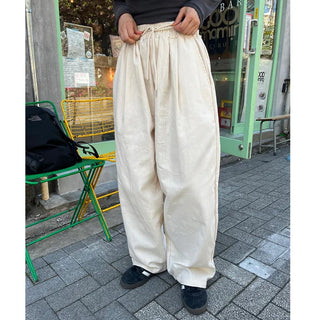 Daily Linen Two-Pleat Pants