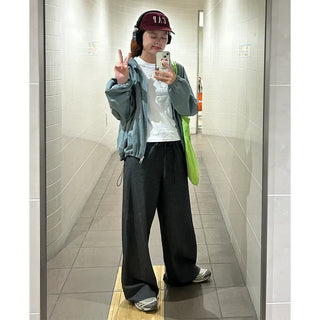 String stripe pants