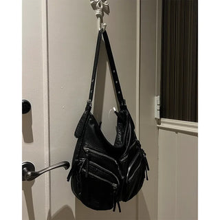 Vintage shoulder bag