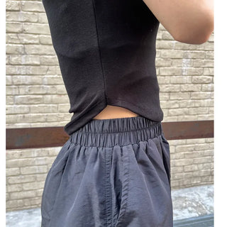 Round-cut cropped T-shirt