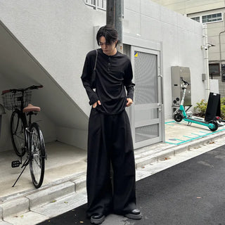 Voluminous wide slacks
