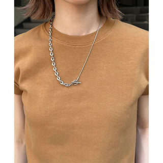 Chain design buckle necklace