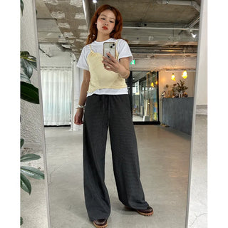 String stripe pants