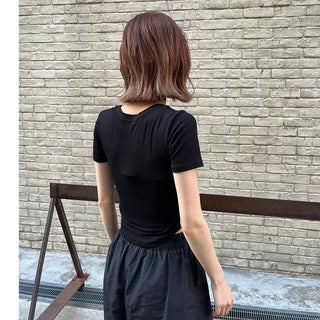 Round-cut cropped T-shirt