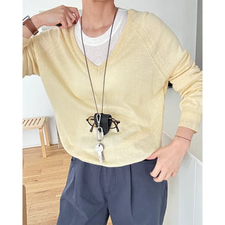 Vivid V-neck knit
