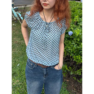 Checked round blouse