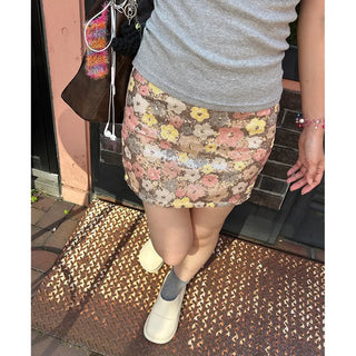 Flower pop mini skirt