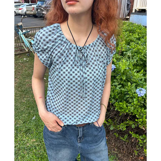 Checked round blouse