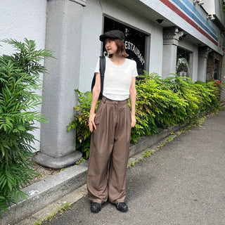 Round-cut cropped T-shirt