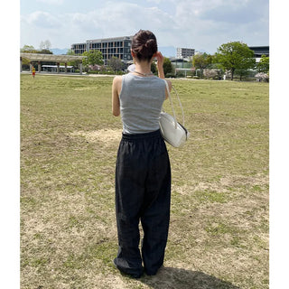 Daily Linen Two-Pleat Pants