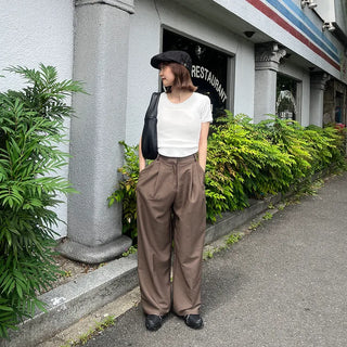 Round-cut cropped T-shirt