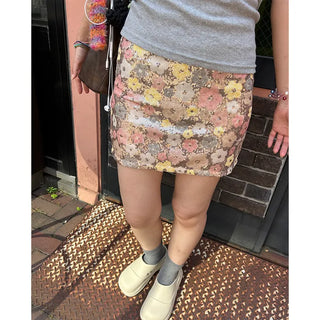 Flower pop mini skirt