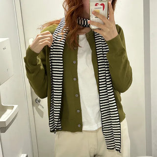 Border scarf