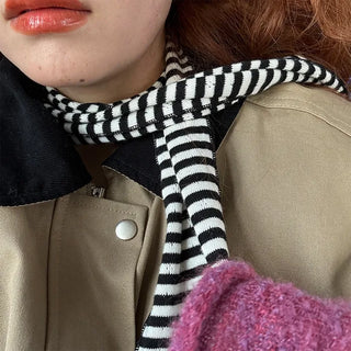Border scarf