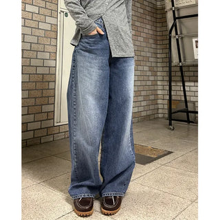Loose-fit washed denim pants