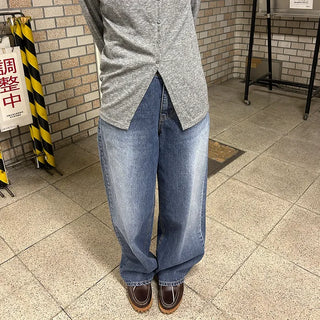 Loose-fit washed denim pants