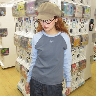 Colorful raglan T-shirt